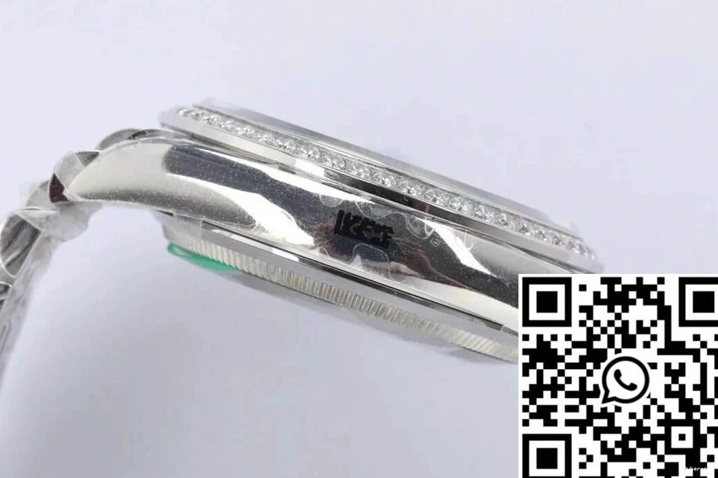 Bezel Diamond EW Rolex Day M128349RBR-0016 Factory Date 0512